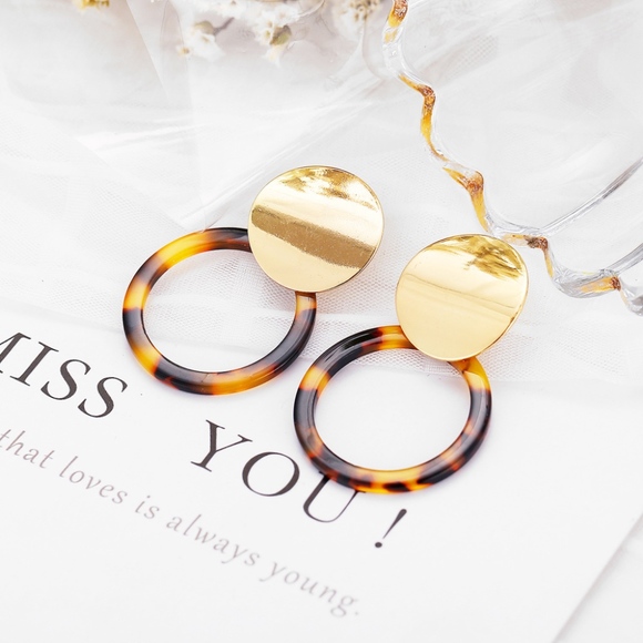 Tortoise Shell Earrings with Gold Accent - Picture 3 of 6